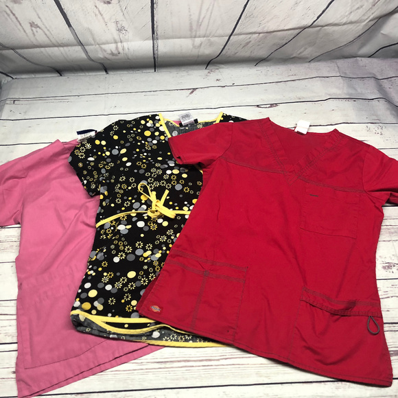 Mixed brands Tops - Lot of 3 XS womens Scrub tops, pre-owned